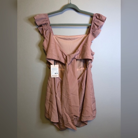 NWT - Missguided Open-back Romper - Picture 2 of 5